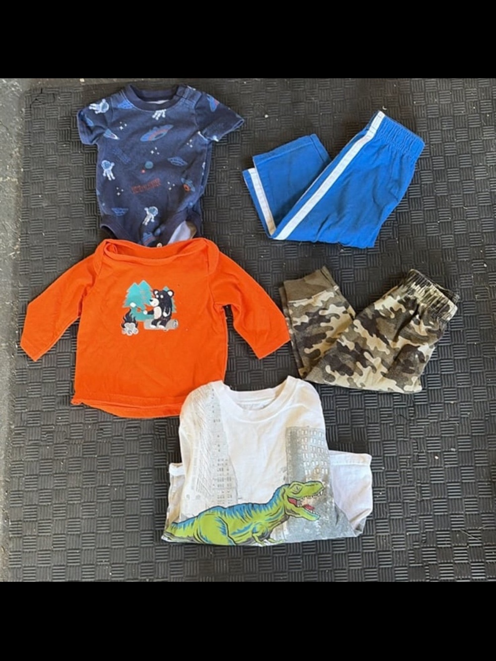 Garanimals baby and toddler boy clothing bundle - shirts and pants (newborn-4t)